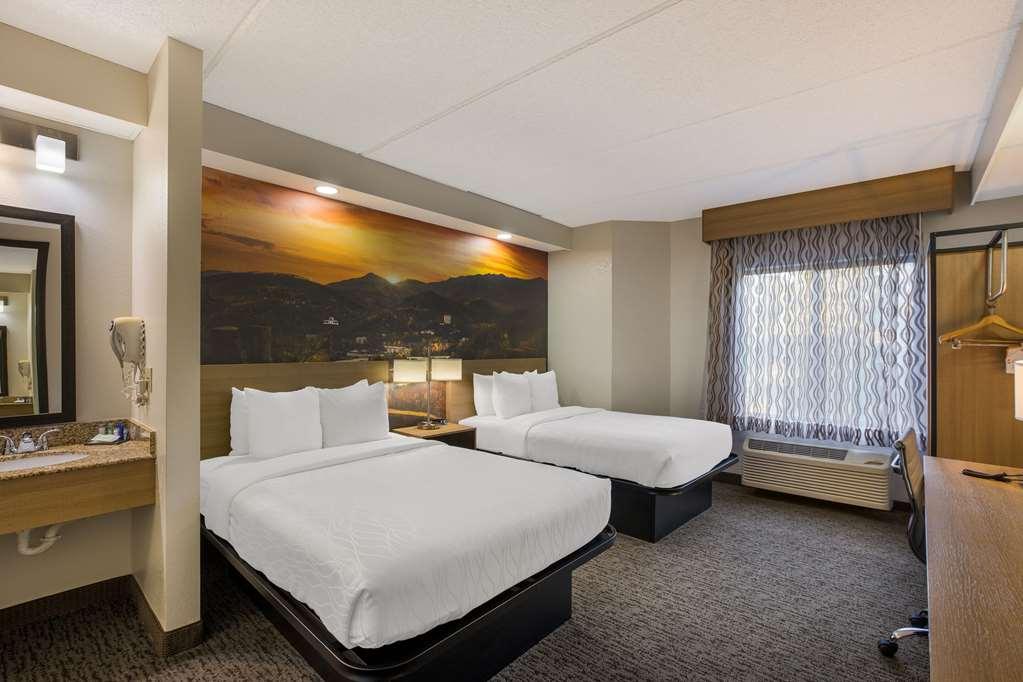 Clarion Pointe Sevierville-Pigeon Forge Стая снимка