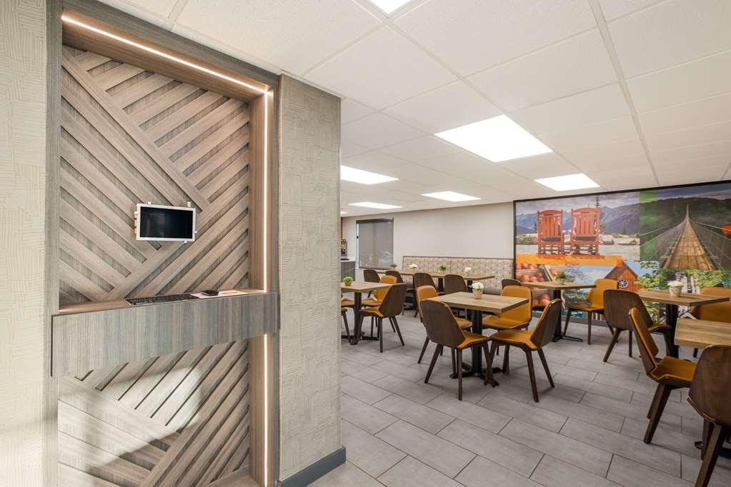 Clarion Pointe Sevierville-Pigeon Forge Ресторант снимка
