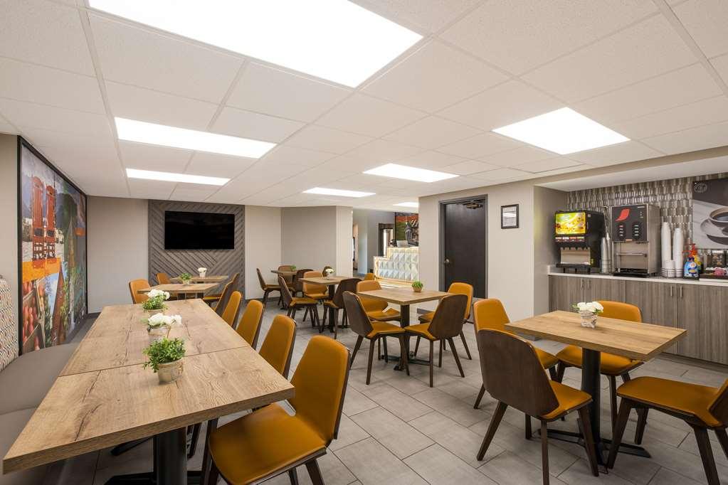Clarion Pointe Sevierville-Pigeon Forge Ресторант снимка