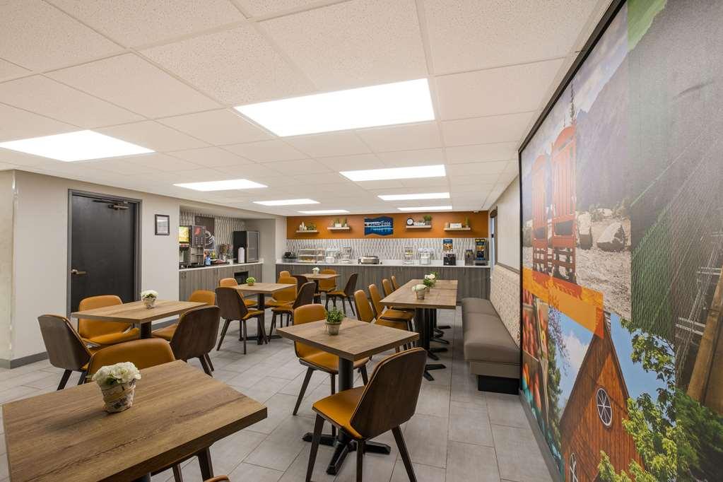 Clarion Pointe Sevierville-Pigeon Forge Ресторант снимка